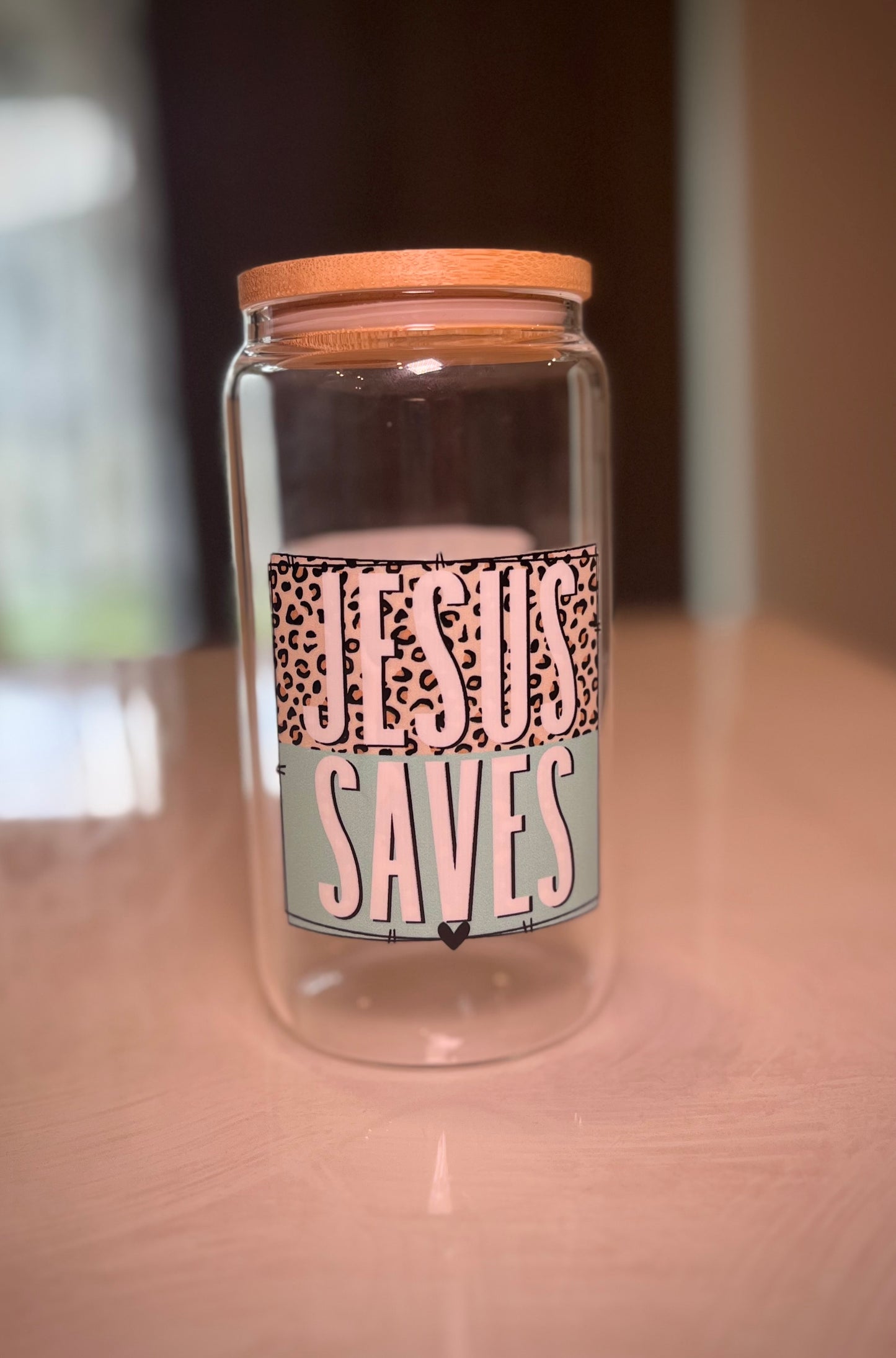 JESUS SAVES (2 sided)